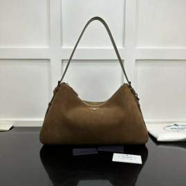 Picture of Prada Handbags _SKUfw208369655fw